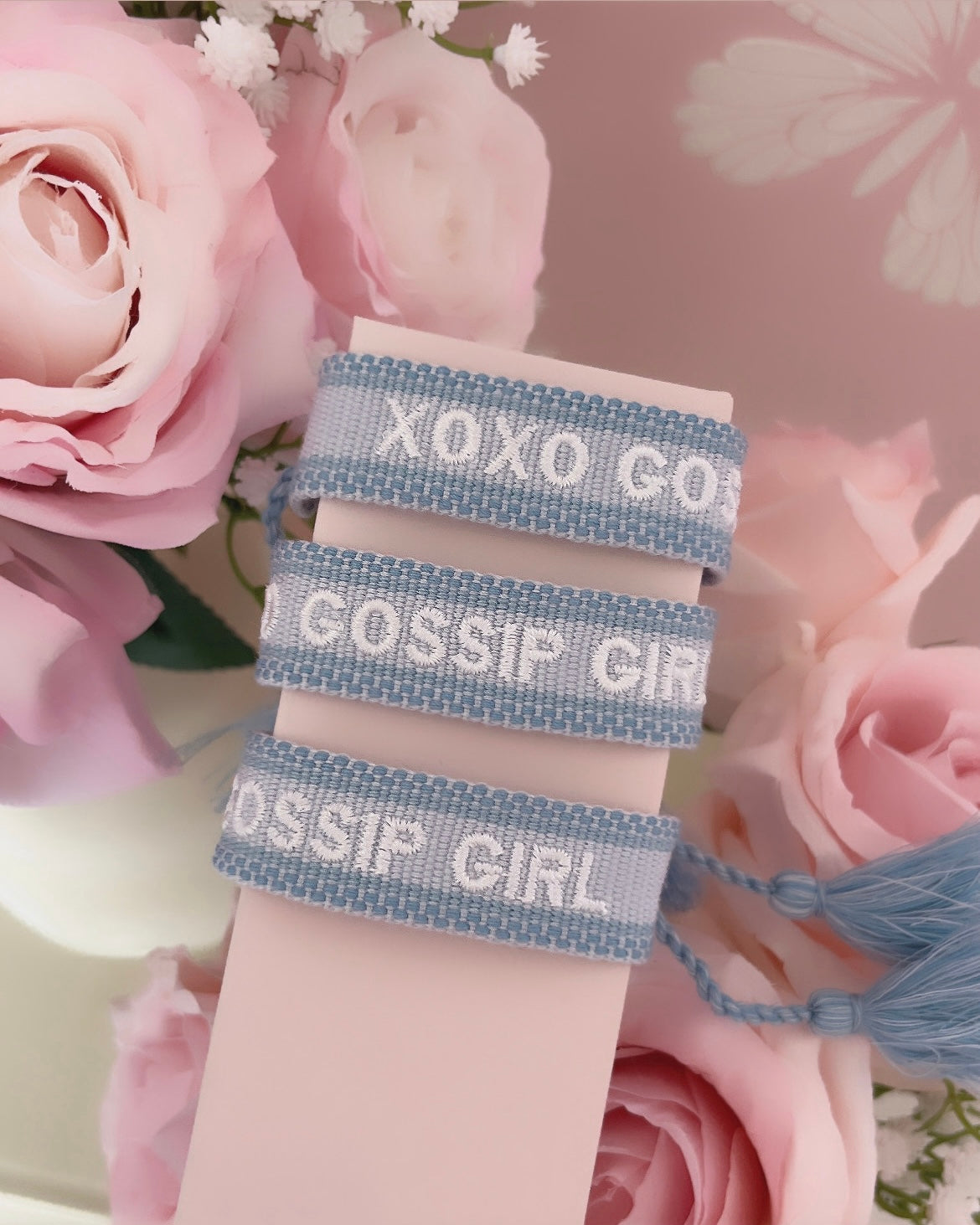 Bracelet brodé « Gossip girl » bleu