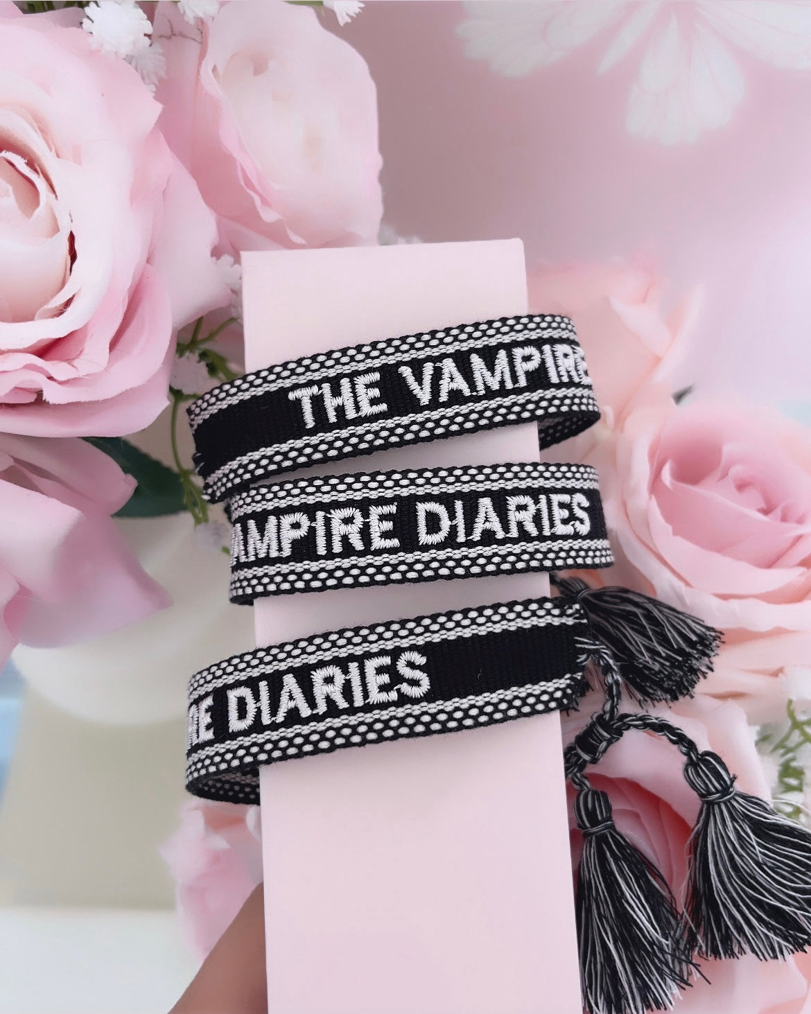 Bracelet « THE VAMPIRE DIARIES » noir