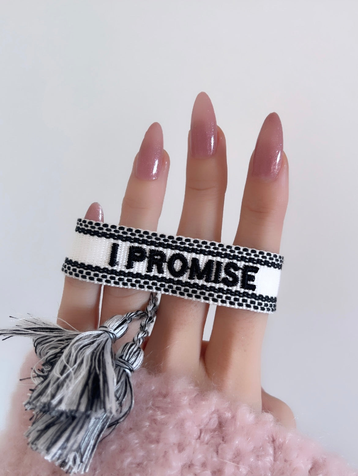 Bracelet brodé « I Promise»